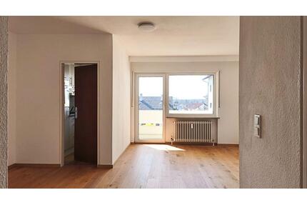 1-Zimmer- Appartement mit Loggia und Bergblick - Traunreut Irsing