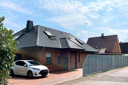 LAHDE: Besondere Gelegenheit! Bungalow mit smarten Extras! - Petershagen