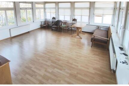 Helle 2-Zimmer-Wohnung mit XXL-Wohnzimmer (36 m²) in Ottenbeck - Agathenburg