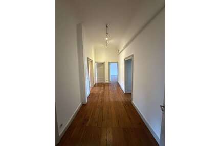 Büro in Landstuhl 1.550,00 € 172 m²