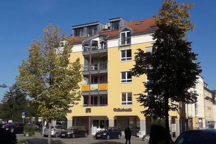 2 Raumwohnung mit FAHRSTUHL +++ CITYLAGE +++ - Limbach-Oberfrohna