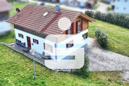 Ihre Gelegenheit: Tolles Haus mit viel Grund - Bad Birnbach Grottham