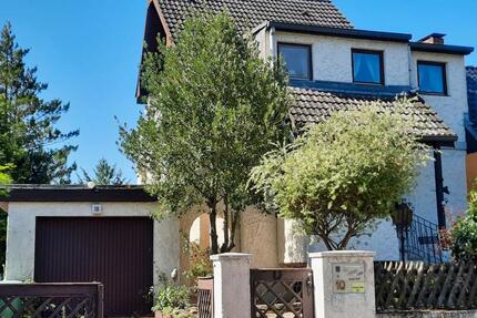 Kleine Doppelhaushälfte mit Garten in Hermsdorf, provisionsfrei - Berlin Reinickendorf