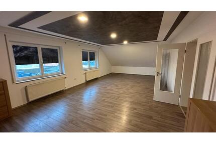 Großzügige 4-Zimmer-Wohnung im Herzen von Blankenhain