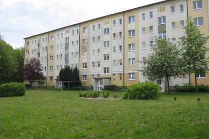 helle ruhige 2 Raum Wohnung - 530,00&nbsp;EUR Kaltmiete, ca.&nbsp; 50,00&nbsp;m&sup2; in Papendorf (PLZ: 18059)