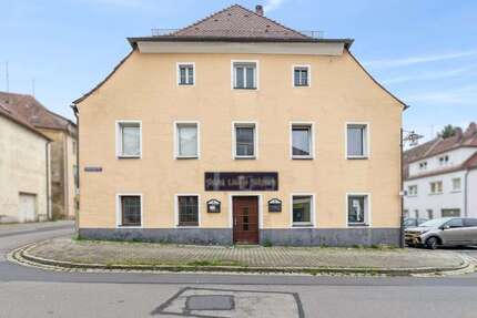 Haus zum Kaufen in Sulzbach-Rosenberg 229.000,00 € 187.76 m²