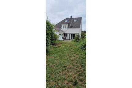 Zweifamilienhaus mit Baugrundstück in Witten-Herbede zu verkaufen