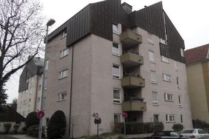 Gut gelegene 3-Zimmer-Wohnung mit WBS ab 60 Jahre! - Esslingen am Neckar