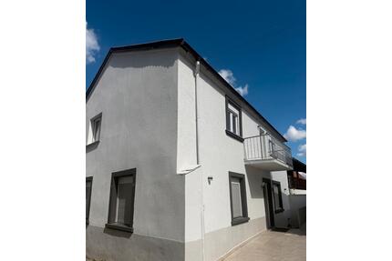 Komplett saniertes Einfamilienhaus zu vermieten - Weisenheim am Berg