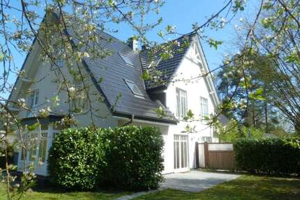 Haus zum Mieten in Hamburg 3.100,00 € 151 m²