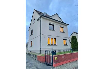 Freistehendes Einfamilienhaus (max 4 Personen) | ohne Garten - Niederkassel