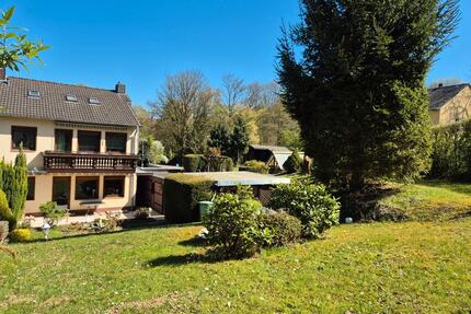 1-2 Familienhaus mit Baugrundstück Alt-Erkrath