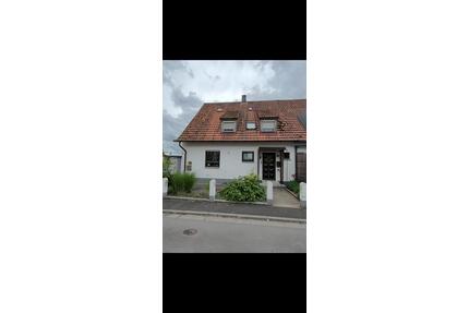 Doppelhaus-Hälfte in Euerbach - 329.000,00&nbsp;EUR Kaufpreis, ca.&nbsp; 140,00&nbsp;m&sup2; in Euerbach (PLZ: 97502)