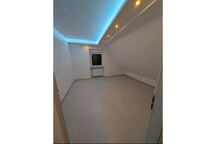 Wohnung zu vermieten - 450,00&nbsp;EUR Kaltmiete, ca.&nbsp; 60,00&nbsp;m&sup2; in Heusweiler (PLZ: 66265)