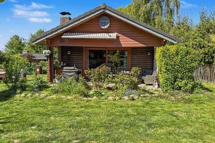 Haus zum Kaufen in Brekendorf 329.000,00 € 46 m²