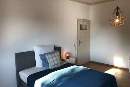 WG-Zimmer in Stuttgart 525,00 € 19 m²