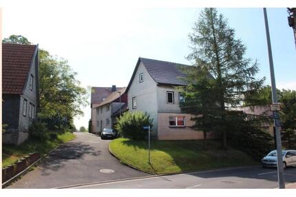 Vermietetes Wohnhaus - 55.000,00&nbsp;EUR Kaufpreis, ca.&nbsp; 210,00&nbsp;m&sup2; in Ebeleben (PLZ: 99713)
