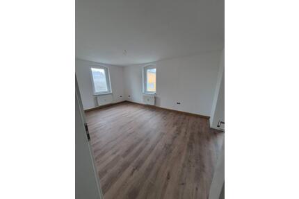 Neu renovierte 3-Zimmer-Wohnung - Oberkotzau