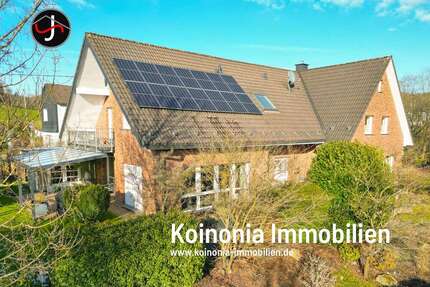 Haus zum Kaufen in Kreuztal 553.000,00 € 272 m²