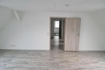 3 Zimmer Wohnung - 750,00&nbsp;EUR Kaltmiete, ca.&nbsp; 100,00&nbsp;m&sup2; in Tuttlingen (PLZ: 78532)