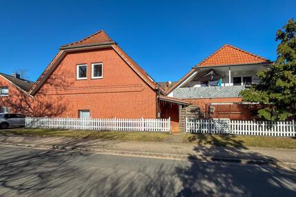 Helle 5-Zimmer-Wohnung mit Einbauküche und PKW-Stellplatz - Kirchgellersen