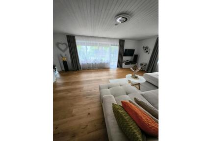 5-Zimmer-Erdgeschosswohnung mit Garten,in 3 Familien Haus - Thaining