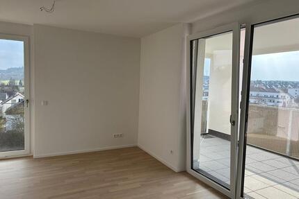 Erstbezug: Helle 2-Zimmer-Wohnung mit traumhaftem Blick - Leinfelden-Echterdingen