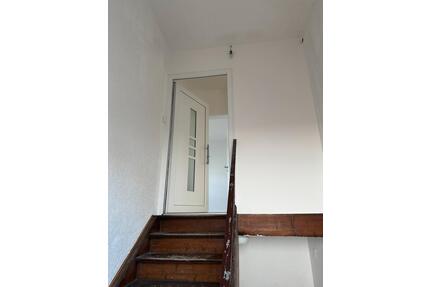 Schöne sanierte Altbauwohnung – Wickerer Straße 16, Flörsheim - Flörsheim am Main