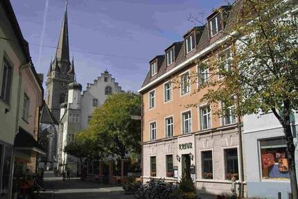 ImbissKiosk in zentralster Lage, sehr direkt am Marktplatz von Radolfzell beim Österreichischen SchlösschenMünster - Radolfzell am Bodensee