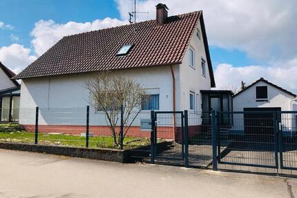 Freistehendes Einfamilienhaus - 400.000,00&nbsp;EUR Kaufpreis, ca.&nbsp; 161,00&nbsp;m&sup2; in Neenstetten (PLZ: 89189)