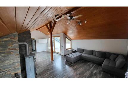 Exklusive Dachgeschosswohnung - 299.000,00&nbsp;EUR Kaufpreis, ca.&nbsp; 76,31&nbsp;m&sup2; in Vaihingen an der Enz (PLZ: 71665)