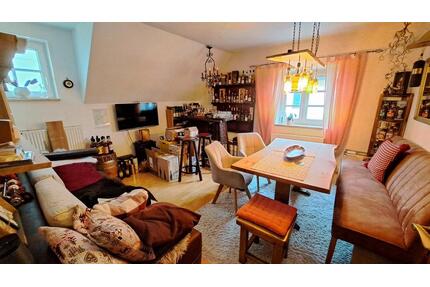 Attraktive Drei-Zimmer-Altbau-Wohnung in FFB zu vermieten - Fürstenfeldbruck