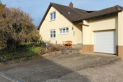 Einfamilienhaus - 400.000,00&nbsp;EUR Kaufpreis, ca.&nbsp; 180,00&nbsp;m&sup2; in Waldstetten (PLZ: 73550)