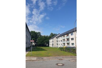 Voll möbliert 2-Zimmer Wohnung mit Balkon. Gute Anbindung nach HH - Schwarzenbek