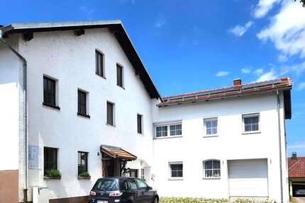Haus zum Kaufen in Innernzell 299.000,00 € 190 m²