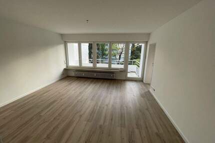 Helle 4-Zimmer Wohnung mit Balkon in ruhiger Lage - Waiblingen