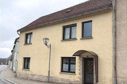 EFH in Nebra - 35.000,00&nbsp;EUR Kaufpreis, ca.&nbsp; 120,00&nbsp;m&sup2;&nbsp;Wohnfl&auml;che in Nebra (Unstrut) (PLZ: 06642)