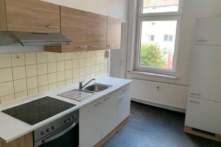 Helle, renovierte 2 Zimmer Wohnung im 1.OG frei - Bremerhaven