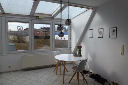 Helle 2-Zimmer-Wohnung mit Wintergarten in Bahnhofsnähe - Heide