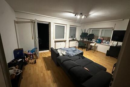 2 Zimmer Wohnung - 780,00&nbsp;EUR Kaltmiete, ca.&nbsp; 20,00&nbsp;m&sup2;&nbsp;Wohnfl&auml;che in Esslingen am Neckar (PLZ: 73733) Brühl