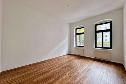 *** Attraktive 3-Raum-Wohnung mit Balkon in Chemnitz-Kaßberg ***