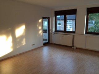 Etagenwohnung mit Balkon und Garage - Dinslaken Hiesfeld