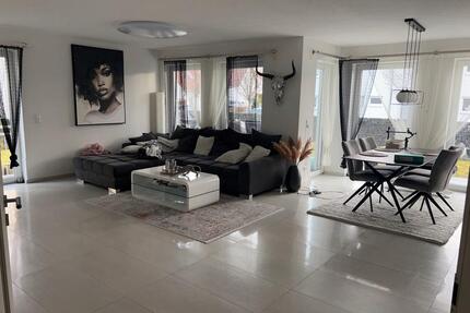 Einfamilienhaus mit Einliegerwohnung in Mutlangen