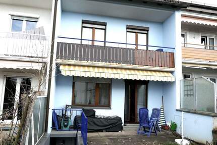 REIHENHAUS mit 5 12 Zimmern auf 120 qm,Terrasse, Balkon & kleinem Garten in STUTTGART-WEILIMDORF - Stuttgart (-Bergheim)