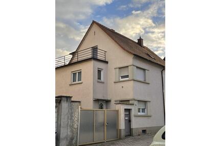 Teilrenovierte Immobilie am Ortsrand ohne Makler! - Ludwigshafen am Rhein Ludwigshafen-Oggersheim