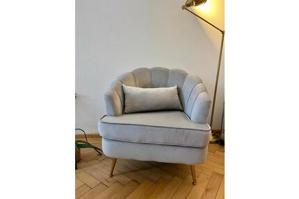 c Charmante 2,5 Zimmer In Pleidelsheim frisch renoviert.