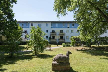 Wohnung zum Kaufen in Berlin Altglienicke 760.000,00 € 225.77 m² - Berlin / Altglienicke