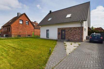 hochwertiges 4-Zimmer-Einfamilienhaus von 2021 in familienfreundlicher Wohnlage - Stade Bützfleth