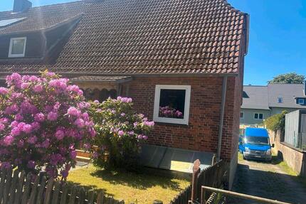 Reihenendhaus - 130.000,00&nbsp;EUR Kaufpreis, ca.&nbsp; 72,00&nbsp;m&sup2; in Schleswig (PLZ: 24837)