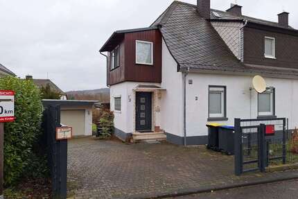Haus zum Kaufen in Sinn 150.000,00 € 102 m²